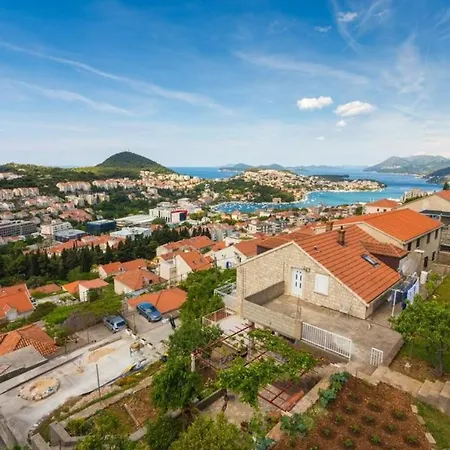 Sun & Sky - Two Bedroom With Balcony And Sea View Apartment Dubrovnik