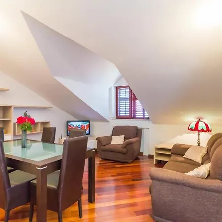 דירה Sun & Sky - Two Bedroom With Balcony And Sea View